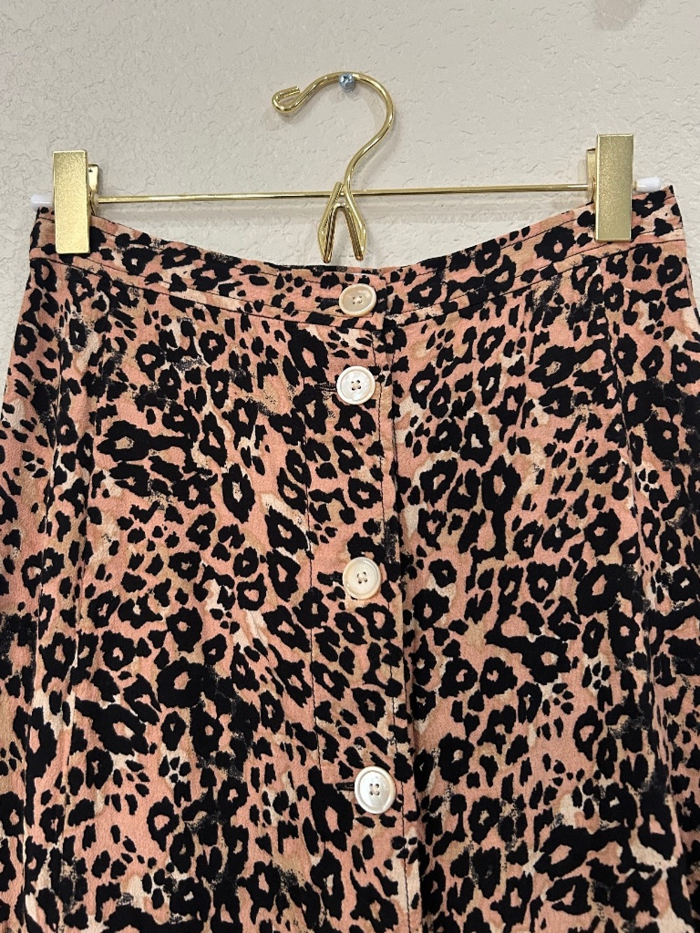 Wilfred Aritzia Amelie Leopard Print A-line Midi Button From Skirt Size 2 - Picture 4 of 11